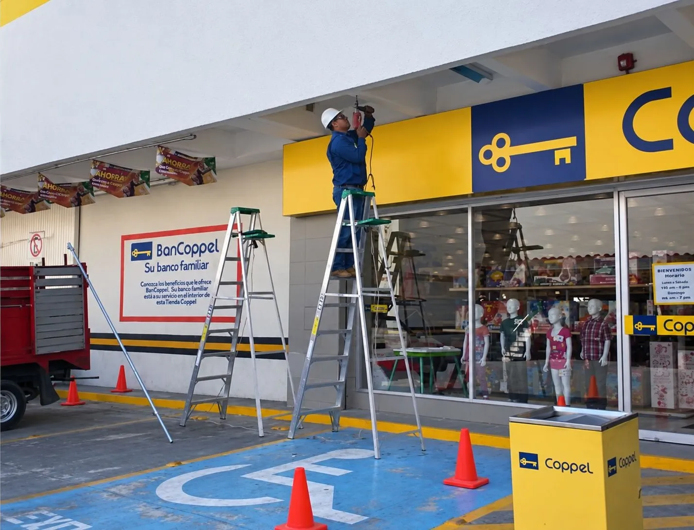 Trabajos en tienda Coppel. Sucursal 500, Córdoba, Ver.
