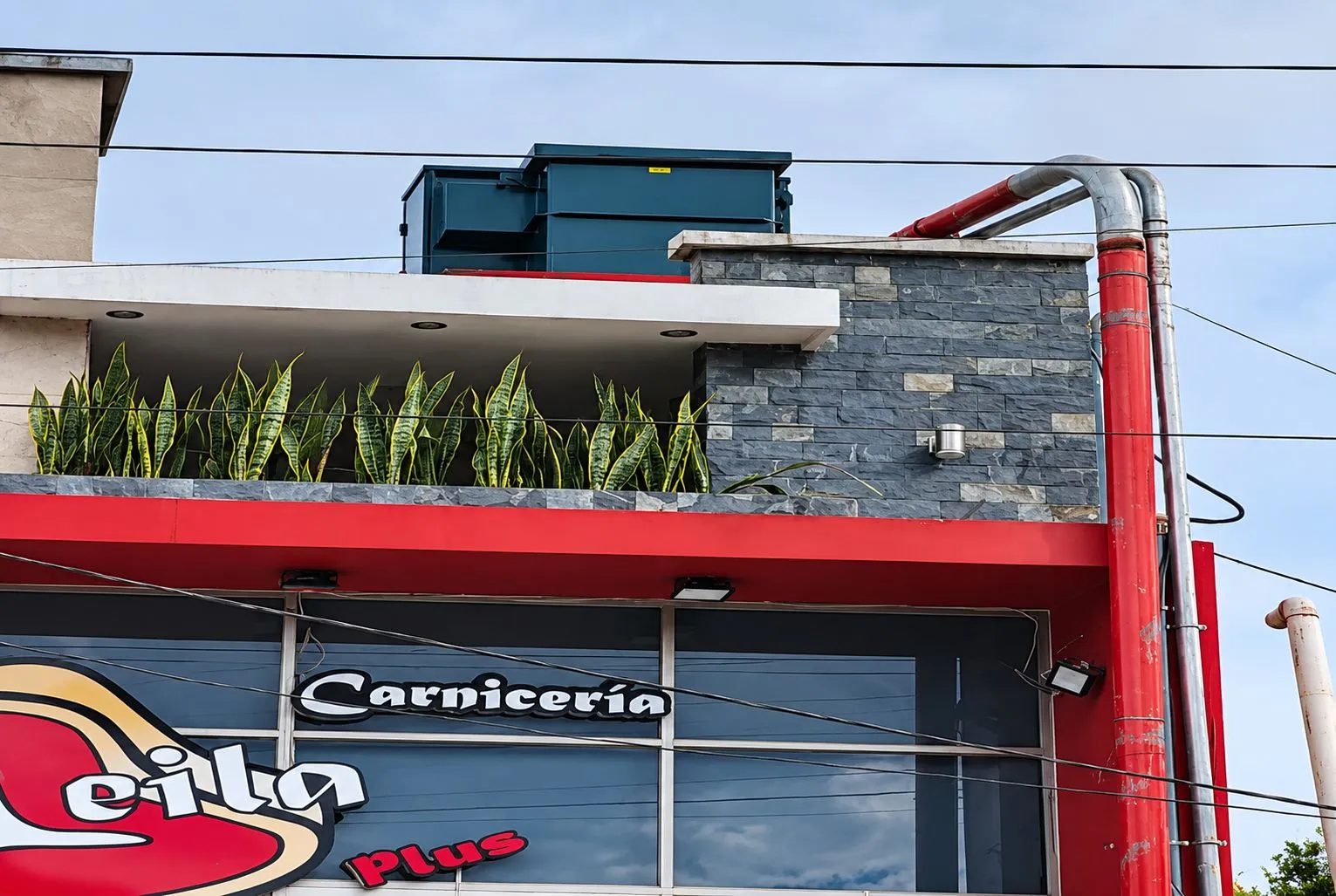 Proyecto de subestación eléctrica. Tienda y Carnicería Leila, Huatusco, Ver.
